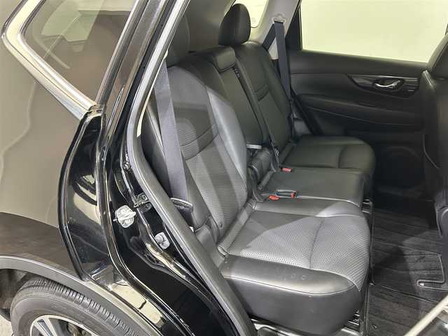 日産 エクストレイル 20Xi 愛媛県 2020(令2)年 3.9万km ダイヤモンドブラック ・９型ナビ/（フルセグＴＶ・ＢＴ・ＳＤ・ＣＤ・ＤＶＤ・ＦＭ・ＡＭ・ＵＳＢ）/・全方位カメラ　/・ＥＴＣ　/・前後ドラレコ　/・プロパイロット　/・全席シートヒーター　/・レーダークルーズコントロール　/・衝突軽減ブレーキ/・レーンキープアシスト/・パワーバックドア/・デジタルインナーミラー
