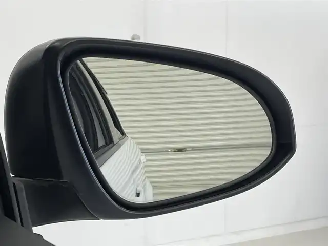 トヨタ アクア S 茨城県 2015(平27)年 8.9万km スーパーホワイトⅡ 純正ナビ/バックカメラ/ワンセグ/ETC/ドラレコ/シートヒーター/スマートキー/プッシュスタート