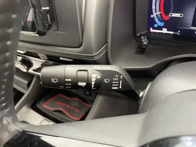 日産 エクストレイル X e－4ORCE エクストリーマーX 滋賀県 2022(令4)年 6.4万km 赤 メモリナビ/Bluetooth/フルセグTV/DVD/CD/プロパイロット/レーダークルーズコントロール/ブラインドスポットモニター/レーンキープアシスト/シートヒーター/ステアリングヒーター/ドラレコ/デジタルインナーミラー/コーナーセンサー/電動パーキングブレーキ/電動リアゲート/スペアキー1本/LEDヘッドライト/純正18インチAW