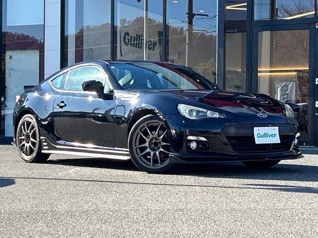 スバル ＢＲＺ S 大阪府 2013(平25)年 8.1万km クリスタルブラックシリカ ６ＭＴ　ＳＴｉエアロ　ＳＴｉマフラー　リアスポイラー　ＷＯＲＫ１８アルミホイール　前後ドラレコ　オートライト　スマートキー　フォグライト　プッシュスタート　シートカバー