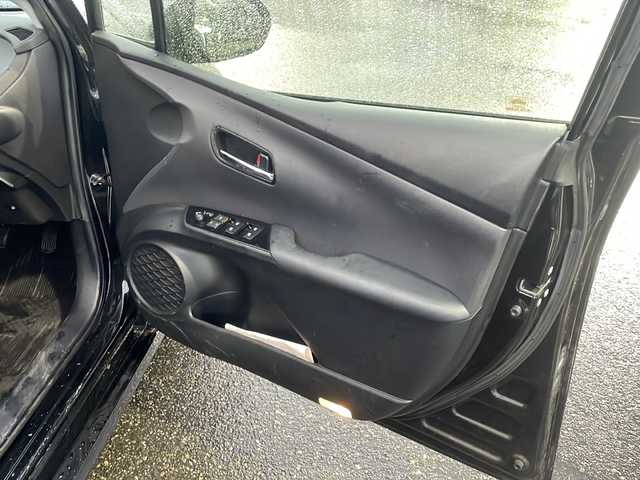 トヨタ プリウス Sセーフティプラス 新潟県 2018(平30)年 6.1万km アティチュードブラックマイカ 4WD/純正ナビ:NSZT-W66T/レーダークルーズコントロール/衝突軽減システム/前後コーナーセンサー/パーキングアシスト/レーンキ―プアシスト/ETC/ステアリングスイッチ/取扱説明書/保証書