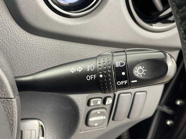 トヨタ ｂＢ S 煌－G 群馬県 2013(平25)年 4万km ダークレッドマイカ 純正ナビ　純正アルミホイール　フルセグTV　衝突被害軽減システム　ビルトインETC　キセノンヘッドライト　ヘッドライトレベライザー　フォグライト　積込スタッドレスタイヤ　リモコンキー　スペアキー　禁煙