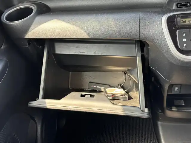 ホンダ Ｎ ＢＯＸ カスタム G ターボSSパッケージ 宮城県 2015(平27)年 8.6万km カトラリーシルバーM シティブレーキアクティブシステム/4WD/純正SDナビ/【CD・DVD・SD・ワンセグTV】/バックカメラ/両側パワースライドドア/クルーズコントロール/パドルシフト/前席シートヒーター/ステアリングスイッチ/横滑り防止装置/社外アルミ/オートライト/HIDヘッドライト/フォグライト/スマートキーX２/ETC