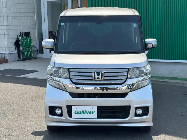 ホンダ Ｎ ＢＯＸ カスタム G ターボSSパッケージ 宮城県 2015(平27)年 8.6万km カトラリーシルバーM シティブレーキアクティブシステム/4WD/純正SDナビ/【CD・DVD・SD・ワンセグTV】/バックカメラ/両側パワースライドドア/クルーズコントロール/パドルシフト/前席シートヒーター/ステアリングスイッチ/横滑り防止装置/社外アルミ/オートライト/HIDヘッドライト/フォグライト/スマートキーX２/ETC