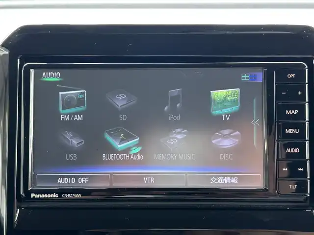スズキ クロスビー HYBRID MZ 福岡県 2018(平30)年 9.2万km ピュアホワイトP ワンオーナー/社外メモリナビ【CN-RZ743W】/　(AM/FM/CD/DVD/Bluetooth/iPod/フルセグTV)/バックカメラ/スズキセーフティサポート/・レーザーレーダー/単眼カメラ/・デュアルセンサーブレーキサポート/・誤発進抑制機能/・車線逸脱警報/・ふらつき警報/・リヤパーキングセンサー/・後退時ブレーキサポート/・後方誤発進抑制機能/クルーズコントロール/オートライト/純正16インチアルミホイール/電格ウインカーミラー/前方ドライブレコーダー/純正ビルトインETC2.0/ASSURAレーダー探知機【AR-313EA】/パドルシフト/シートヒーター/シートバックテーブル×2/ISOFIX/保証書/取扱説明書/ナビ取扱説明書
