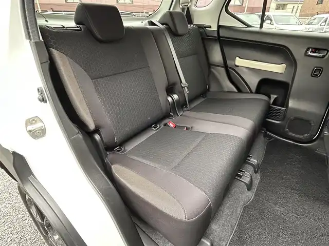 スズキ クロスビー HYBRID MZ 福岡県 2018(平30)年 9.2万km ピュアホワイトP ワンオーナー/社外メモリナビ【CN-RZ743W】/　(AM/FM/CD/DVD/Bluetooth/iPod/フルセグTV)/バックカメラ/スズキセーフティサポート/・レーザーレーダー/単眼カメラ/・デュアルセンサーブレーキサポート/・誤発進抑制機能/・車線逸脱警報/・ふらつき警報/・リヤパーキングセンサー/・後退時ブレーキサポート/・後方誤発進抑制機能/クルーズコントロール/オートライト/純正16インチアルミホイール/電格ウインカーミラー/前方ドライブレコーダー/純正ビルトインETC2.0/ASSURAレーダー探知機【AR-313EA】/パドルシフト/シートヒーター/シートバックテーブル×2/ISOFIX/保証書/取扱説明書/ナビ取扱説明書