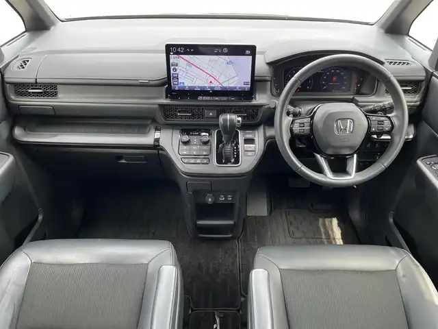 ホンダ ステップワゴン スパーダ 群馬県 2023(令5)年 3.2万km クリスタルブラックパール ワンオーナー/HondaSENSING/・衝突軽減ブレーキ/・先行車発信お知らせ機能/・路外逸脱抑制機能/・車線維持支援機能/・標識認識支援機能/・アダプティブクルーズコントロール/・ブラインドスポットインフォメーション/11.4インチホンダコネクトナビ/（CD/DVD/ipod/Bluetooth/フルセグ）/15.6インチフリップダウンモニター/ＡｎｄｒｏｉｄＡｕｔｏ対応/ＡｐｐｌｅＣａｒＰｌａｙ対応/バックカメラ/両側パワースライドドア/パワーバックドア/ハーフレザーシート/プッシュスタート/アイドリングストップ/前席シートヒーター/ダブルエアコン/オートライト/ETC/ステアリングスイッチ/ドアバイザー/純正フロアマット/純正16インチAW/F/Rコーナーセンサー/スペアキー×1/保証書/取扱説明書