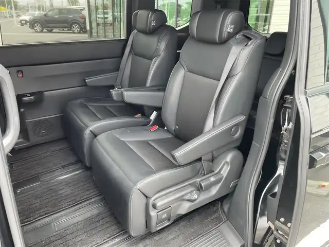 ホンダ ステップワゴン スパーダ 群馬県 2023(令5)年 3.2万km クリスタルブラックパール ワンオーナー/HondaSENSING/・衝突軽減ブレーキ/・先行車発信お知らせ機能/・路外逸脱抑制機能/・車線維持支援機能/・標識認識支援機能/・アダプティブクルーズコントロール/・ブラインドスポットインフォメーション/11.4インチホンダコネクトナビ/（CD/DVD/ipod/Bluetooth/フルセグ）/15.6インチフリップダウンモニター/ＡｎｄｒｏｉｄＡｕｔｏ対応/ＡｐｐｌｅＣａｒＰｌａｙ対応/バックカメラ/両側パワースライドドア/パワーバックドア/ハーフレザーシート/プッシュスタート/アイドリングストップ/前席シートヒーター/ダブルエアコン/オートライト/ETC/ステアリングスイッチ/ドアバイザー/純正フロアマット/純正16インチAW/F/Rコーナーセンサー/スペアキー×1/保証書/取扱説明書