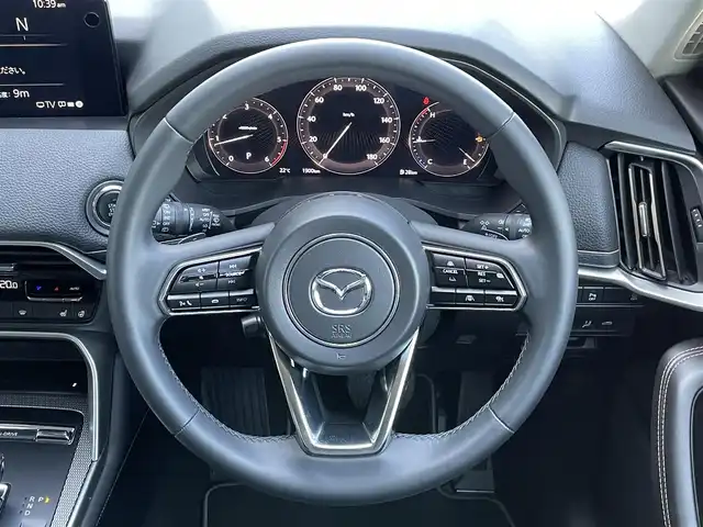 マツダ ＣＸ－６０ XD Lパッケージ 道央・札幌 2023(令5)年 0.2万km ソウルレッドクリスタルM ４WD/BOSEサウンドシステム/純正メーカーナビ/AM/FM/BT/フルセグ/衝突被害軽減ブレーキ/横滑り防止装置/レーダークルーズコントロール/ダウンヒルアシストコントロール/レーンキープアシスト/クリアランスソナー/ブラインドスポットモニター/全方位カメラ/ビルトインETC/アイドリングストップ/Mi-DRIVE/パワーバックドア/前席パワーシート/D席メモリーシート/全席シートヒーター/レザーシート/革巻きステアリング/ステアリングリモコン/パドルシフト/ハンドルヒーター/AC100V/置くだけ充電/電動パーキング/オートブレーキホールド/プッシュスタート/スマートキー/LEDヘッドライト/オートライト/オートハイビーム/電動格納ミラー/ウィンカーミラー/純正フロアマット/ドアバイザー/スペアキー