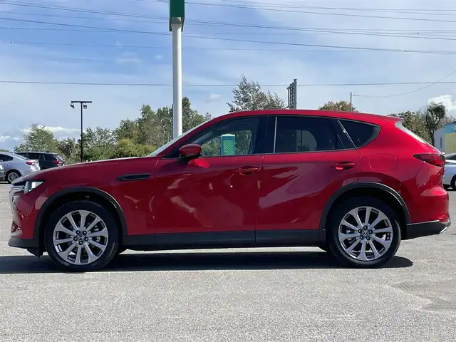 マツダ ＣＸ－６０ XD Lパッケージ 道央・札幌 2023(令5)年 0.2万km ソウルレッドクリスタルM ４WD/BOSEサウンドシステム/純正メーカーナビ/AM/FM/BT/フルセグ/衝突被害軽減ブレーキ/横滑り防止装置/レーダークルーズコントロール/ダウンヒルアシストコントロール/レーンキープアシスト/クリアランスソナー/ブラインドスポットモニター/全方位カメラ/ビルトインETC/アイドリングストップ/Mi-DRIVE/パワーバックドア/前席パワーシート/D席メモリーシート/全席シートヒーター/レザーシート/革巻きステアリング/ステアリングリモコン/パドルシフト/ハンドルヒーター/AC100V/置くだけ充電/電動パーキング/オートブレーキホールド/プッシュスタート/スマートキー/LEDヘッドライト/オートライト/オートハイビーム/電動格納ミラー/ウィンカーミラー/純正フロアマット/ドアバイザー/スペアキー