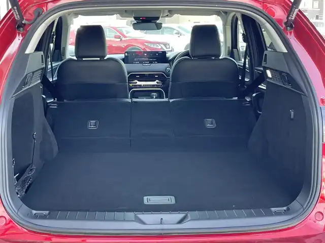 マツダ ＣＸ－６０ XD Lパッケージ 道央・札幌 2023(令5)年 0.2万km ソウルレッドクリスタルM ４WD/BOSEサウンドシステム/純正メーカーナビ/AM/FM/BT/フルセグ/衝突被害軽減ブレーキ/横滑り防止装置/レーダークルーズコントロール/ダウンヒルアシストコントロール/レーンキープアシスト/クリアランスソナー/ブラインドスポットモニター/全方位カメラ/ビルトインETC/アイドリングストップ/Mi-DRIVE/パワーバックドア/前席パワーシート/D席メモリーシート/全席シートヒーター/レザーシート/革巻きステアリング/ステアリングリモコン/パドルシフト/ハンドルヒーター/AC100V/置くだけ充電/電動パーキング/オートブレーキホールド/プッシュスタート/スマートキー/LEDヘッドライト/オートライト/オートハイビーム/電動格納ミラー/ウィンカーミラー/純正フロアマット/ドアバイザー/スペアキー