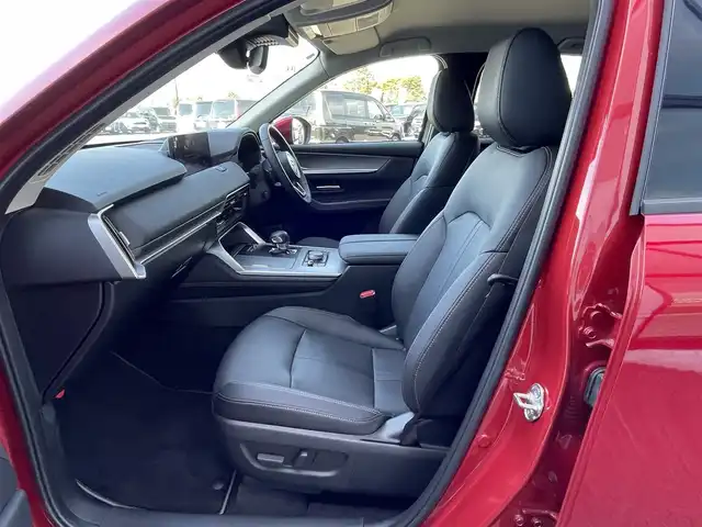 マツダ ＣＸ－６０ XD Lパッケージ 道央・札幌 2023(令5)年 0.2万km ソウルレッドクリスタルM ４WD/BOSEサウンドシステム/純正メーカーナビ/AM/FM/BT/フルセグ/衝突被害軽減ブレーキ/横滑り防止装置/レーダークルーズコントロール/ダウンヒルアシストコントロール/レーンキープアシスト/クリアランスソナー/ブラインドスポットモニター/全方位カメラ/ビルトインETC/アイドリングストップ/Mi-DRIVE/パワーバックドア/前席パワーシート/D席メモリーシート/全席シートヒーター/レザーシート/革巻きステアリング/ステアリングリモコン/パドルシフト/ハンドルヒーター/AC100V/置くだけ充電/電動パーキング/オートブレーキホールド/プッシュスタート/スマートキー/LEDヘッドライト/オートライト/オートハイビーム/電動格納ミラー/ウィンカーミラー/純正フロアマット/ドアバイザー/スペアキー