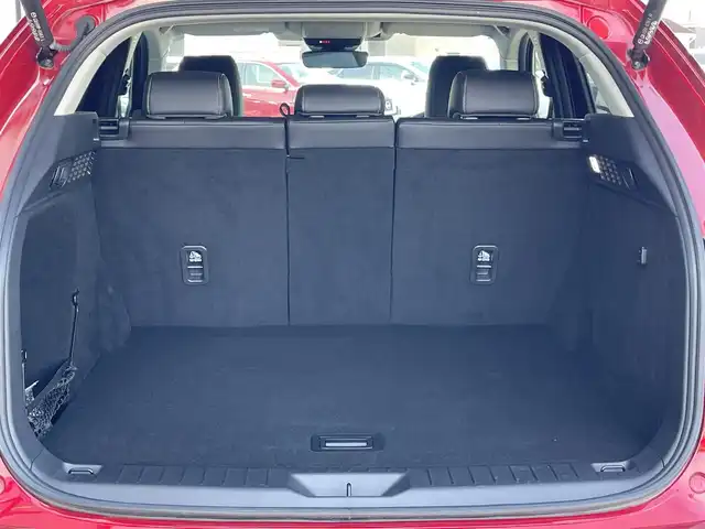 マツダ ＣＸ－６０ XD Lパッケージ 道央・札幌 2023(令5)年 0.2万km ソウルレッドクリスタルM ４WD/BOSEサウンドシステム/純正メーカーナビ/AM/FM/BT/フルセグ/衝突被害軽減ブレーキ/横滑り防止装置/レーダークルーズコントロール/ダウンヒルアシストコントロール/レーンキープアシスト/クリアランスソナー/ブラインドスポットモニター/全方位カメラ/ビルトインETC/アイドリングストップ/Mi-DRIVE/パワーバックドア/前席パワーシート/D席メモリーシート/全席シートヒーター/レザーシート/革巻きステアリング/ステアリングリモコン/パドルシフト/ハンドルヒーター/AC100V/置くだけ充電/電動パーキング/オートブレーキホールド/プッシュスタート/スマートキー/LEDヘッドライト/オートライト/オートハイビーム/電動格納ミラー/ウィンカーミラー/純正フロアマット/ドアバイザー/スペアキー