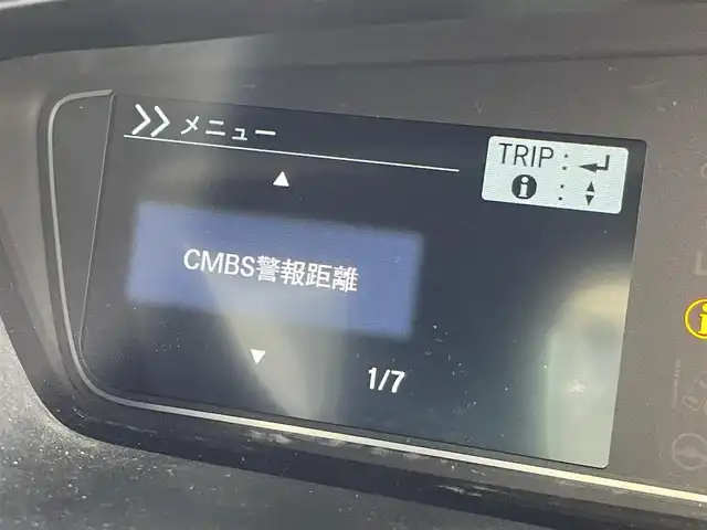 車両画像11