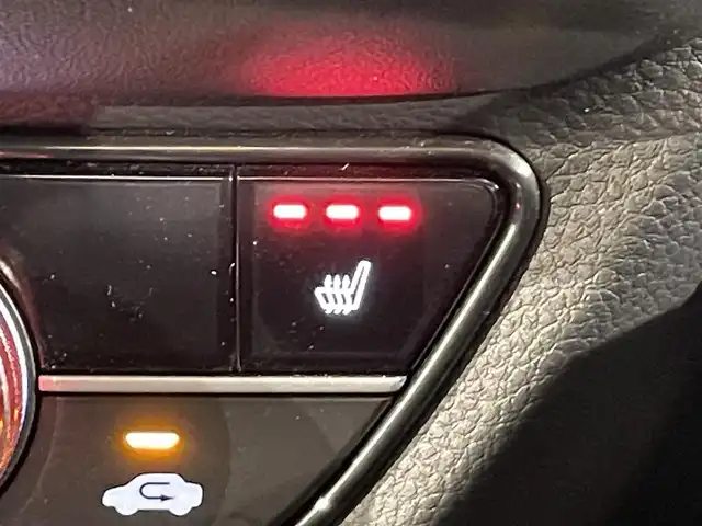 ホンダ ＺＲ－Ｖ ハイブリッド e:HEV Z 愛知県 2023(令5)年 1.4万km プラチナホワイトパール 純正9インチナビ/（Bluetooth/AM/FM/フルセグTV）/BOSEサウンド/衝突軽減ブレーキ/アラウンドビューモニター/レーダークルーズコントロール/ETC2.0/シートヒーター/LEDヘッドライト/ドライブレコーダー/ワイヤレス充電/ステアリングヒーター/パワーシート/電動リアゲート/コーナーセンサー/スマートキー/純正18インチAW