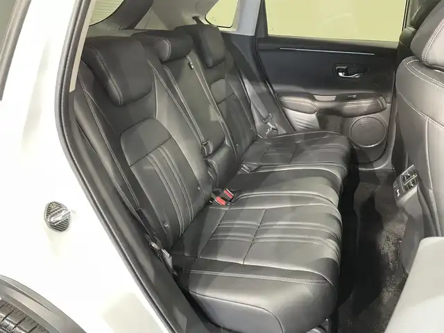 ホンダ ＺＲ－Ｖ ハイブリッド e:HEV Z 愛知県 2023(令5)年 1.4万km プラチナホワイトパール 純正9インチナビ/（Bluetooth/AM/FM/フルセグTV）/BOSEサウンド/衝突軽減ブレーキ/アラウンドビューモニター/レーダークルーズコントロール/ETC2.0/シートヒーター/LEDヘッドライト/ドライブレコーダー/ワイヤレス充電/ステアリングヒーター/パワーシート/電動リアゲート/コーナーセンサー/スマートキー/純正18インチAW