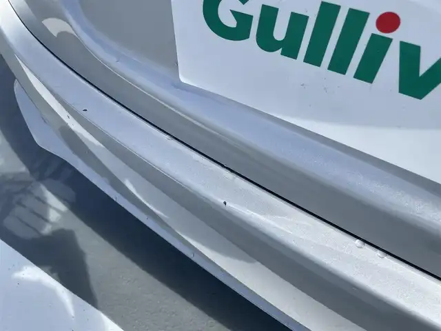 日産 ノート e－パワー X 東京都 2018(平30)年 2.6万km ブリリアントシルバー 走行支援/踏み間違い衝突防止アシスト/低速衝突軽減ブレーキ/LDW（車線逸脱警報）/インテリジェントエマージェンシーブレーキ/純正メモリーナビ（MM317D-W)/バックカメラ/ドライブレコーダー（DRY-ST2000)/ETC/エンジンプッシュボタン/スマートキー/電動格納ミラー/純正マット/スペアキー１本/保証書・取説