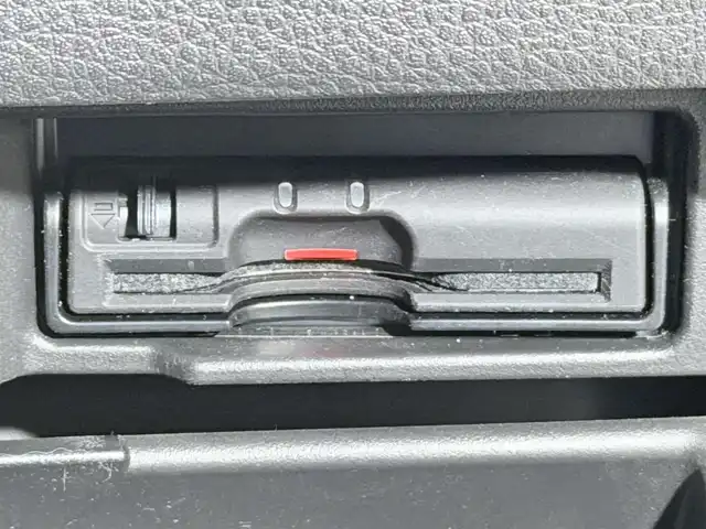 日産 セレナ HWS S HV Vセレ +SeftyⅡ 大阪府 2016(平28)年 7.4万km ダイヤモンドブラック 全方位カメラ　後席モニター　純正ナビＴＶ　クルコン　両側パワスラ　衝突軽減　ＥＴＣ　ドラレコ　レーンアシスト　クリアランスソナー　ＬＥＤヘッドライト　オートライト　スマートキー　プッシュスタート