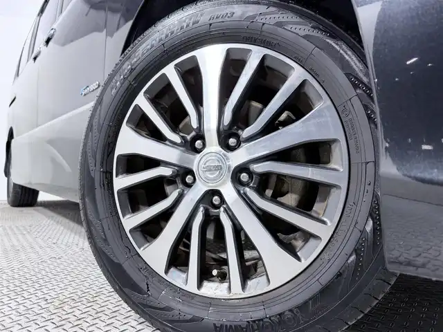 日産 セレナ HWS S HV Vセレ +SeftyⅡ 大阪府 2016(平28)年 7.4万km ダイヤモンドブラック 全方位カメラ　後席モニター　純正ナビＴＶ　クルコン　両側パワスラ　衝突軽減　ＥＴＣ　ドラレコ　レーンアシスト　クリアランスソナー　ＬＥＤヘッドライト　オートライト　スマートキー　プッシュスタート