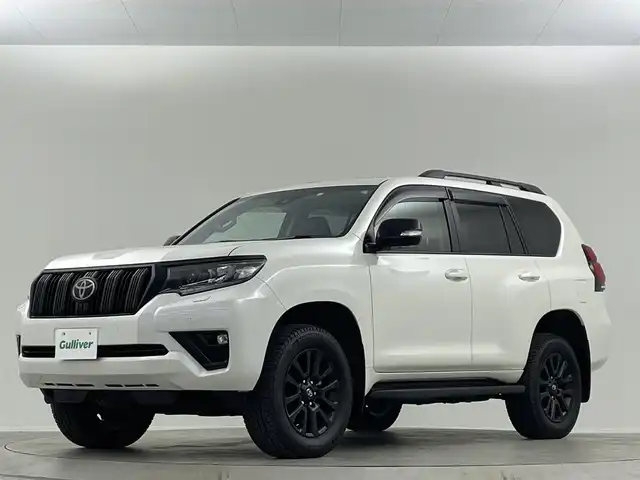 トヨタ ランドクルーザー プラド TX Lパッケージ ブラックED 埼玉県 2023(令5)年 0.7万km ホワイトパールクリスタルシャイン サンルーフ　純正９型ナビ　全方位カメラ　シートヒーター　エアシート　ＬＥＤヘッドライト　ＢＳＭ　ＥＴＣ　フルセグ　追従走行　ＭＴモード付ＡＴ　電動格納サードシート　ルーフレール　オートハイビーム