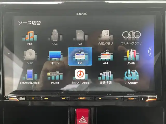 トヨタ ルーミー カスタムG－T 神奈川県 2022(令4)年 2.5万km パールホワイトⅢ ワンオーナー/社外９インチSDナビ・フルセグ・DVD・CD・SD・MSV・USB・Bluetoorh/アラウンドビューカメラ/ビルトインETC/革巻きステアリング/ステアリングリモコン/クルーズコントロール/社外ミラー型ドライブレコーダー/オートホールドメモリー機能/スマートアシスト/前席シートヒーター/シートバックテーブル（運転席・助手席背面）/純正１５インチアルミ/フロアマット/ドアバイザー/新車時保証書/取扱説明書/スマートキー×2