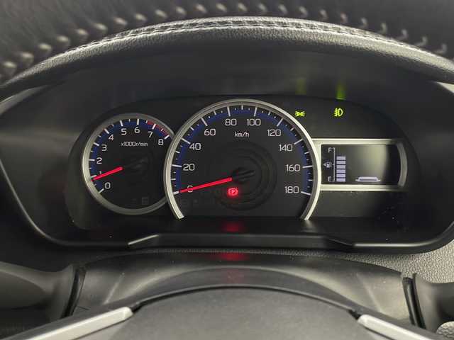 トヨタ ルーミー カスタムG－T 栃木県 2022(令4)年 2.5万km パールホワイトⅢ ワンオーナー/社外９インチSDナビ・フルセグ・DVD・CD・SD・MSV・USB・Bluetoorh/アラウンドビューカメラ/ビルトインETC/革巻きステアリング/ステアリングリモコン/クルーズコントロール/社外ミラー型ドライブレコーダー/オートホールドメモリー機能/スマートアシスト/前席シートヒーター/シートバックテーブル（運転席・助手席背面）/純正１５インチアルミ/フロアマット/ドアバイザー/新車時保証書/取扱説明書/スマートキー×2