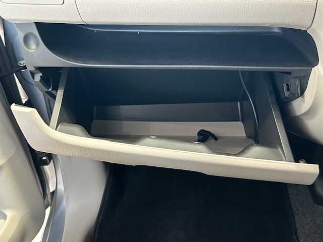 日産 デイズ X 宮城県 2013(平25)年 7.1万km クールシルバー プッシュスタート/SDナビ/Bluetooth/フルセグTV/CD/DVD再生機能付き/アンチロック・ブレーキ・サポート/AUX/IPod/フロアマット/ベンチシート/Stangenアルミホイール/電動格納ミラー/スマートキー