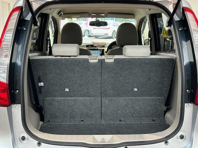日産 デイズ X 宮城県 2013(平25)年 7.1万km クールシルバー プッシュスタート/SDナビ/Bluetooth/フルセグTV/CD/DVD再生機能付き/アンチロック・ブレーキ・サポート/AUX/IPod/フロアマット/ベンチシート/Stangenアルミホイール/電動格納ミラー/スマートキー