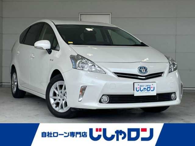 トヨタ プリウス α S 沖縄県 2014(平26)年 6.9万km ホワイトパールクリスタルシャイン (株)IDOMが運営する【じしゃロンコザ店】の自社ローン専用車両になりますこちらは現金またはオートローンご利用時の価格です。自社ローンご希望の方は別途その旨お申付け下さい/・社外ナビ/・TV/・バックカメラ/・ETC/・スマートキー/・プッシュスタート/・純正アルミホイール/・社外フロアマット/・オートライト