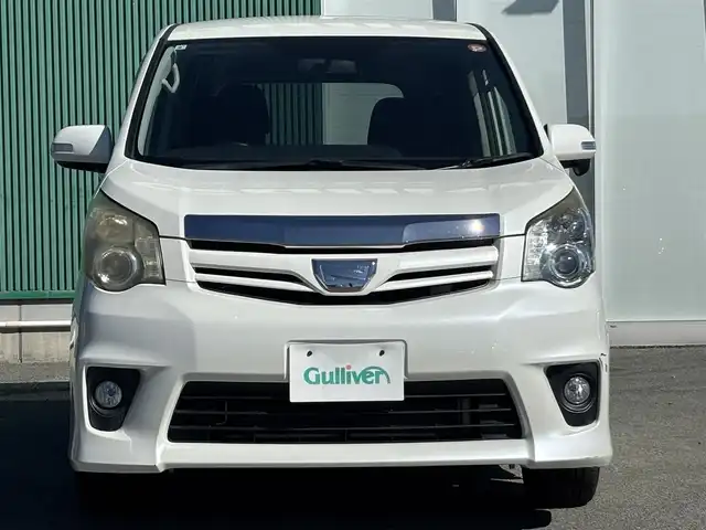 トヨタ ノア Si 福岡県 2011(平23)年 7.3万km ホワイトパールクリスタルシャイン プッシュスタートボタン/スマートキー/HDDナビ/Bluetoothオーディオ/ワンセグTV/バックカメラ/ETC/純正アルミホイール