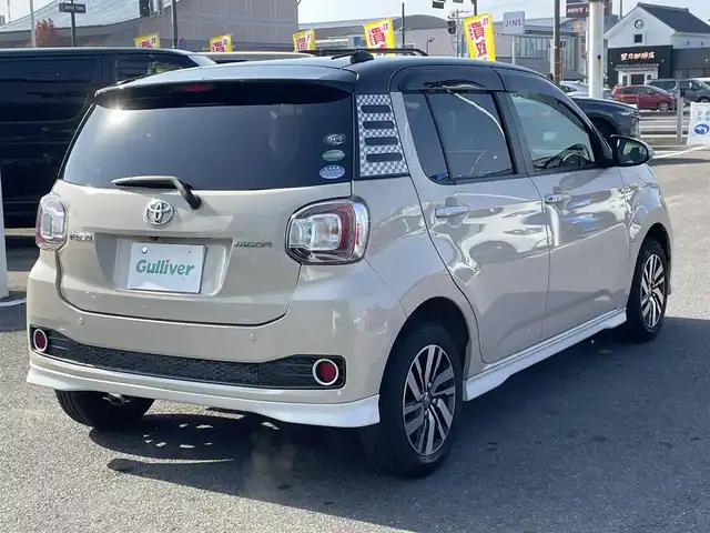 トヨタ パッソ モーダ　Gパッケージ 長崎県 2016(平28)年 6.9万km ブラックマイカメタリック/パウダリーベージュメタリック 2トーン 純正SDナビ/CD/DVD/BT/フルセグTV/バックカメラ/衝突被害軽減システム/革調シートカバー/純正エアロ/ドライブレコーダー/LEDヘッドライト/LEDフォグライト/オートライト/ETC