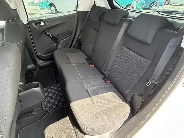 プジョー ２０８ スタイル 愛知県 2018(平30)年 3.4万km 白 純正ディスプレイオーディオ/Bluetooth/バックカメラ/クルーズコントロール/ETC/ウィンカーミラー/フォグライト/社外フロアマット