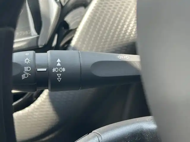 プジョー ２０８ スタイル 愛知県 2018(平30)年 3.4万km 白 純正ディスプレイオーディオ/Bluetooth/バックカメラ/クルーズコントロール/ETC/ウィンカーミラー/フォグライト/社外フロアマット
