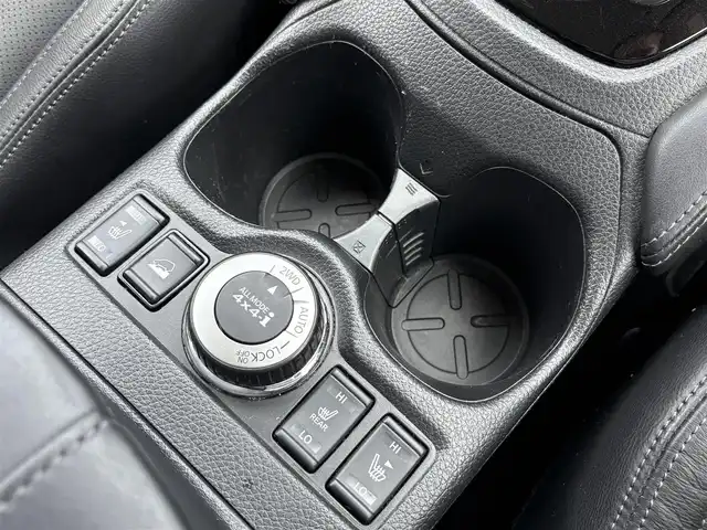 日産 エクストレイル 20Xi レザーED Vセレクション 徳島県 2021(令3)年 3.4万km ダイヤモンドブラック 9インチフローティングナビ　CN-F1D9VD/　AM/FM/BT/SD/DISC/USB/フルセグ/iPod/Memory Music/前後ドライブレコーダー　VREC-D2700D/バックカメラ/全方位カメラ/黒革パワーシート/パワーバックドア/全席シートヒーター/ルーフレール/追従式クルーズコントロール/デジタルインナーミラー/純正18インチアルミホイール/純正フロアマット/ドアバイザー/ヒーテッドミラー/オートブレーキホールド/SPORT MODE/ECO MODE/プロパイロット/スペアキー/取扱説明書/新車時保証書