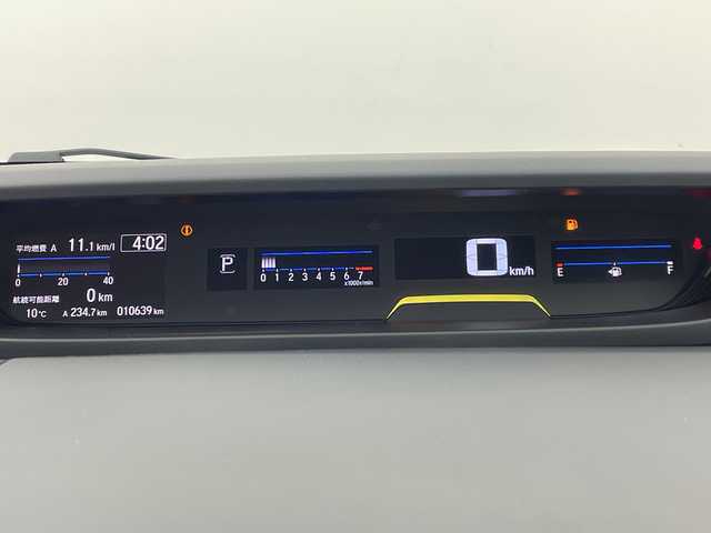 ホンダ フリード クロスター 大阪府 2023(令5)年 1.1万km プラチナホワイトパール ホンダセンシング/　・衝突軽減ブレーキ（CMBS）/　・誤発進抑制機能/　・車線維持支援システム（LKAS）/　・渋滞追従機能付ACC/　・歩行者事故低減ステアリング/　・標識認識機能/　・路外逸脱抑制機能/社外メモリナビ【CD/DVD/Bluetooth/HDMI/フルセグ】/バックカメラ/両側パワースライドドア/D/N席シートヒーター/ハーフレザーシート/ETC/コーナーセンサー（後方）/フォグランプ/フロアマット