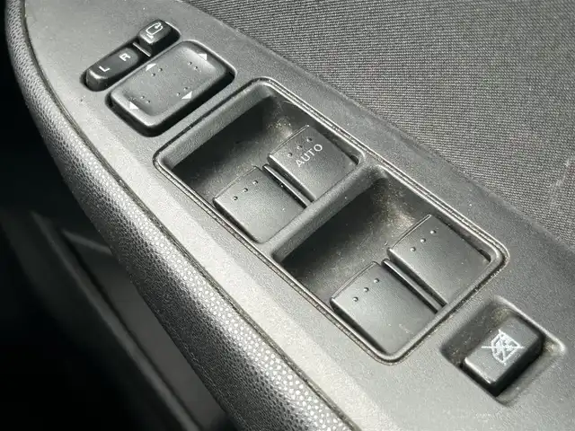 マツダ ビアンテ グランツ スカイアクティブ 大阪府 2013(平25)年 9.3万km ラディアントエボニーマイカ (株)IDOMが運営する【じしゃロン東大阪店】の自社ローン専用車両になりますこちらは現金またはオートローンご利用時の価格です。自社ローンご希望の方は別途その旨お申付け下さい/ナビ【CA9PA】/バックカメラ /両側パワースライドドア /ETC /HID /MSV /フルセグTV /BT /パドルシフト /i-stop /スマートキー /16インチAW/リアスポイラー/メッキグリル /８人乗