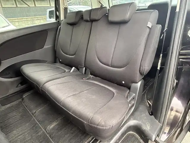 マツダ ビアンテ グランツ スカイアクティブ 大阪府 2013(平25)年 9.3万km ラディアントエボニーマイカ (株)IDOMが運営する【じしゃロン東大阪店】の自社ローン専用車両になりますこちらは現金またはオートローンご利用時の価格です。自社ローンご希望の方は別途その旨お申付け下さい/ナビ【CA9PA】/バックカメラ /両側パワースライドドア /ETC /HID /MSV /フルセグTV /BT /パドルシフト /i-stop /スマートキー /16インチAW/リアスポイラー/メッキグリル /８人乗