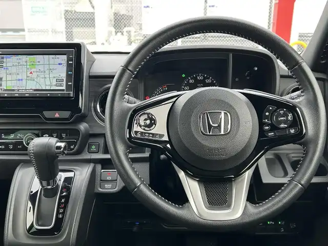 ホンダ Ｎ ＯＮＥ プレミアム ツアラー 東京都 2021(令3)年 2.9万km プレミアムアイボリーパールⅡ ワンオーナー/Gathers製ナビ（VXM-215Ci)/バックカメラ/ハーフレザーシート/シートヒーター/ETC/純正１５インチアルミ/社外ドライブレコーダー（3.0ultra wide L CD)/ホンダセンシング/衝突軽減ブレーキ（CMBS)/誤発進抑制/後方誤発進抑制/歩行者事故低減ステアリング/路外逸脱抑制/先行車発進お知らせ/オートハイビーム/アダプティブクルーズコントロール/エンジンプッシュボタン/スマートキー/スペアキー１本/保証書・取説