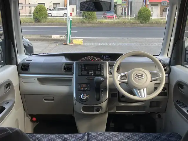ダイハツ タント X SAⅡ 三重県 2015(平27)年 8.6万km ファイアークォーツレッドM 車検８年１２月１５日/スマートアシスト/・衝突警報機能（対車両・対歩行者）/・衝突回避支援ブレーキ機能/・誤発進抑制制御機能/・後方誤発進抑制制御機能/・先行車発進お知らせ機能/・車線逸脱警報機能/横滑り防止/スマートキー/プッシュスタート/パワースライドドア/ステアリングスイッチ/オートライト /ベンチシート/プライバシーガラス/オートリトラ/電動格納ミラー/ドアバイザー/フロアマット/純正CDオーディオ