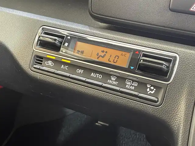 スズキ ワゴンＲ HYBRID FZ 岩手県 2018(平30)年 10.9万km ピュアホワイトP ４WD/カラーヘッドアップディスプレイ/シートヒーター/衝突被害軽減ブレーキ/レーンアシスト/バックカメラ/横滑り防止装置/純正ナビ（Bluetooth CD DVD USB フルセグ）/ETC/横滑り防止装置/オートハイビーム/LEDヘッドライト/純正１４インチアルミホイール/ドアミラーウインカー/ベンチシート
