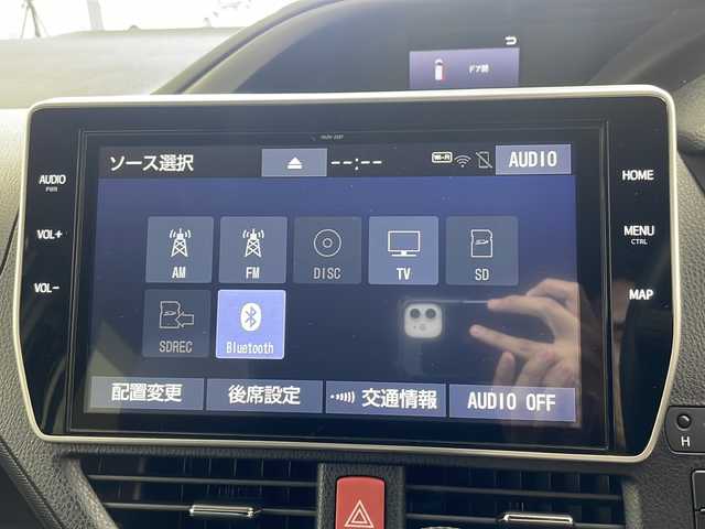 トヨタ ヴォクシー ZS 煌Ⅲ 茨城県 2021(令3)年 3.5万km ブラック 純正１０インチナビ/フリップダウンモニター/両側パワースライドドア/バックカメラ/クルーズコントロール/前後ドライブレコーダー/デュアルエアコン/ＥＴＣ/前後コーナーセンサー/純正ＡＷ