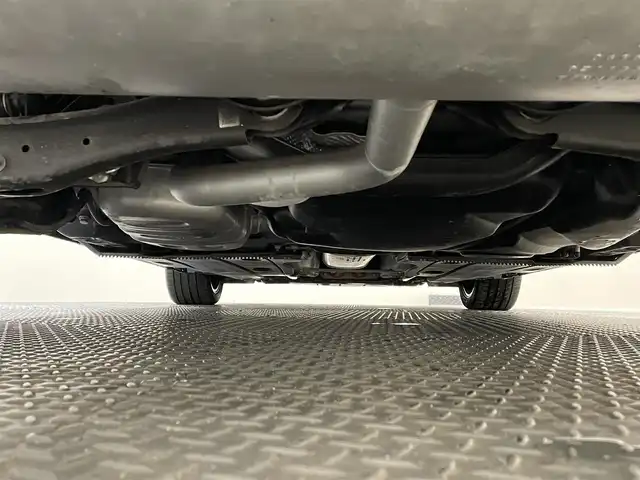 フォルクスワーゲン ゴルフ TSIハイライン 新潟県 2016(平28)年 0.4万km パシフィックブルーM オプション/レザーシートパッケージ/-パワーシート/-パワーランバーサポート/-シートヒーター/-シートアンダートレー/DCCパッケージ/-アダプティブシャシーコントロール/-17インチアルミホイール5ダブルスポーク/DiscoverProパッケージ/-純正ナビ(CD/DVD/Bluetooth/USB/フルセグTV)/-ETC2.0/主要装備/プリクラッシュブレーキシステム/レーンキープアシストシステム/ブラインドスポットディテクション/ドライブレコーダー/HIDヘッドライト/コーナーセンサー/バックカメラ
