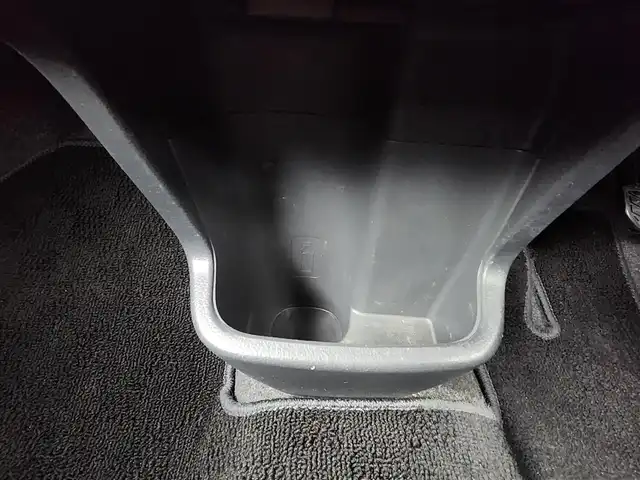 スズキ ＭＲワゴン エコ L 大分県 2012(平24)年 10.6万km パールホワイト ・SDナビゲーション（AVN112M）/・電動格納ミラー/・プッシュスタート/・ヘッドライトレベライザー/・純正フロアマット/・純正ドアバイザー/・スマートキー/・アイドリングストップ/・取扱説明書/・スペアキー１本