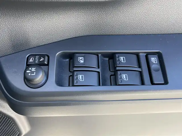 ダイハツ ウェイク G ターボVS SA Ⅲ 青森県 2021(令3)年 0.2万km シャイニングホワイトパール 寒冷地仕様/4WD/両側パワースライド/フォグランプ/純正15AW/純正フロアマット/社外ミュージックサーバAM/FM/CD/クリアランスソナー/D席シートヒーター/横滑り防止機能/車線逸脱警報/衝突軽減システム/アイドリングストップ/スペアキー/保証書/取扱説明書