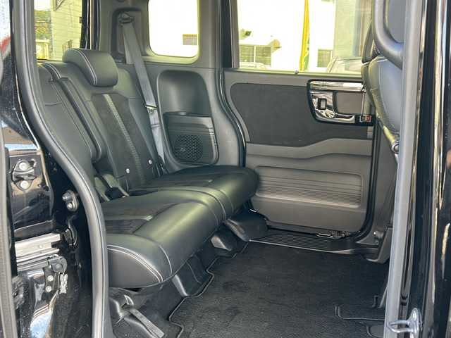 ホンダ Ｎ ＢＯＸ カスタム L ターボ 兵庫県 2021(令3)年 3.1万km クリスタルブラックパール ワンオーナー/ターボ/ホンダセンシング/アダプティブクルーズ/純正ナビ/バックカメラ/ETC/両側パワースライドドア/パーキングセンサー/パドルシフト/LEDヘッドランプ/LEDフロントフォグランプ/ロールサンシェイド（後席）/シートバックテーブル（運転席/助手席）/スペアキー/保証書/取扱説明書/合皮ハーフレザーシート/シートヒーター（D席N席）/純正15インチAW