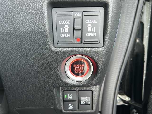 ホンダ Ｎ ＢＯＸ カスタム L ターボ 兵庫県 2021(令3)年 3.1万km クリスタルブラックパール ワンオーナー/ターボ/ホンダセンシング/アダプティブクルーズ/純正ナビ/バックカメラ/ETC/両側パワースライドドア/パーキングセンサー/パドルシフト/LEDヘッドランプ/LEDフロントフォグランプ/ロールサンシェイド（後席）/シートバックテーブル（運転席/助手席）/スペアキー/保証書/取扱説明書/合皮ハーフレザーシート/シートヒーター（D席N席）/純正15インチAW