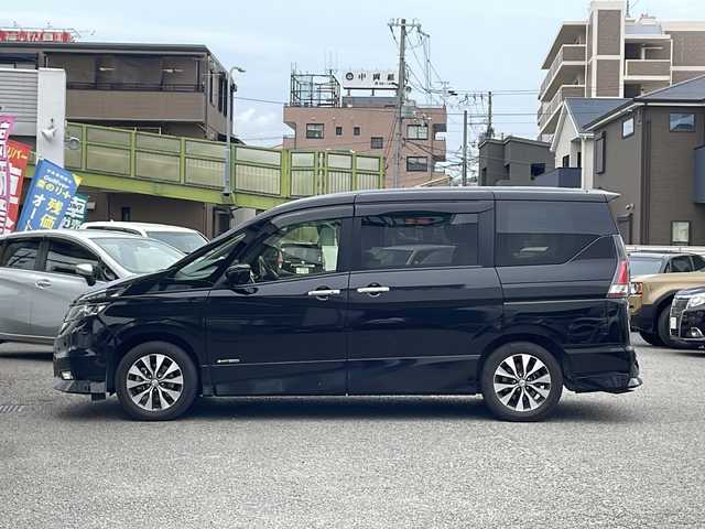 日産 セレナ ハイウェイスターVセレクションⅡ 兵庫県 2018(平30)年 5.5万km ダイヤモンドブラック ワンオーナー/セーフティパックB　1/純正9インチSDナビ/フルセグTV/Bluetooth/CD/DVD/BD/ETC/両側パワースライドドア/インテリジェントエマージェンシーブレーキ/LDW/ナビ連動ドライブレコーダー/ハンドルヒーター/防水シート/前席シートヒーター/リアオートエアコン/オートライト(LEDヘッドライト)/2列目超ロングスライド/横スライドシート/ステアリングスイッチ/純正セキュリティ/取扱説明書・保証書/-/-/1/プロパイロット/インテリジェントアラウンドビュー/インテリジェントルームミラー/電動パーキングブレーキ/オートブレーキホールド/フロント、バックソナー/車線逸脱防止支援/カーテン、サイドエアバック/踏み間違い衝突防止アシスト/インテリジェントパーキングアシスト/ふらつき警報/ヒーター付ドアミラー