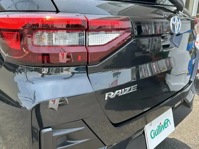 トヨタ ライズ Z 愛知県 2024(令6)年 1万km ブラックマイカメタリック ディスプレイオーディオ9インチ/フルセグテレビ/スマートアシスト/LKC/クルコン追従機能付き/コーナーセンサー/シートヒーター D席、助手席/プッシュスタート/純正マット/オートライト/取説、保証書、スペアキー/禁煙車/ハイブリッド　Z