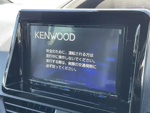 トヨタ ヴォクシー ZS 煌Ⅲ 福岡県 2020(令2)年 3.8万km ブラック ケンウッド８型ナビ（ＭDＶ－Ｓ７０７Ｌ）/社外フリップダウンモニター　/フルセグＴＶ　/バックモニター　/両側パワースライドドア　/トヨタセーフティセンス　/ＬＥＤヘッドライト　/ＥＴＣ　/ハーフレザーシート/純正16インチアルミ/スマートキー/プッシュスタート