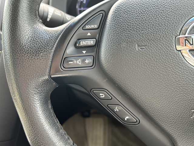 日産 スカイライン 250GT 福岡県 2012(平24)年 4.8万km クリスタルホワイトパール (株)IDOMが運営する【じしゃロン八幡西店】の自社ローン専用車両になります。こちらは現金またはオートローンご利用時の価格です。自社ローンご希望の方は別途その旨お申付け下さい/社外ナビ/　　BT/CD/DVD/フルセグ/バックカメラ/ハーフレザーシート/パワーシート/純正17インチアルミホイール/HIDオートライト/純正フロアマット/スマートキー/ETC